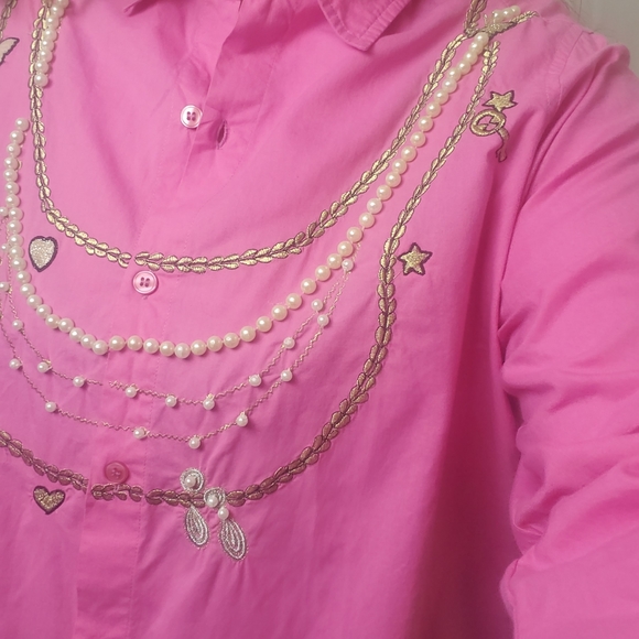 Pink Button Down Blouse with necklaces & beaded embellishments - Picture 14 of 17